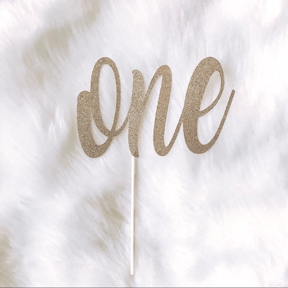 Custom Cake Toppers and Banners! - Picture 3 of 4